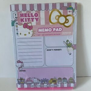 Hello Kitty memo pad